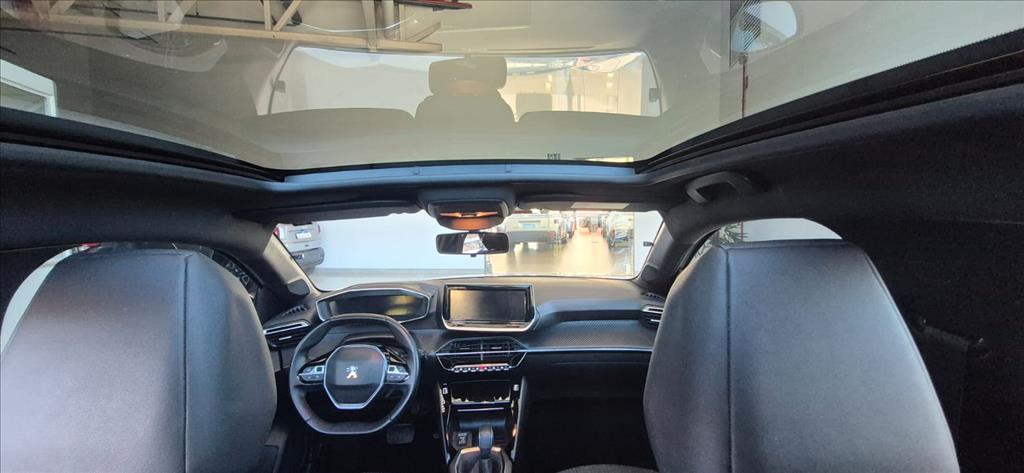 208 1.6 16V FLEX ROADTRIP AT69