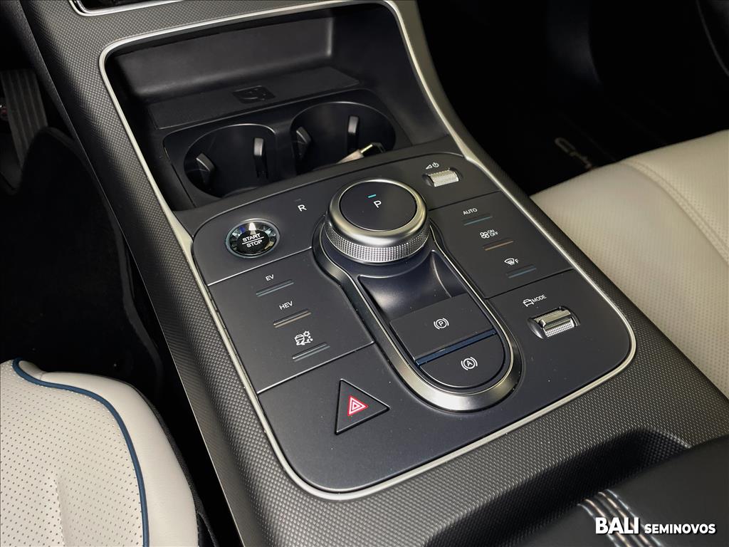 KING 1.5 DM-I PHEV GS AUTOMÁTICO14