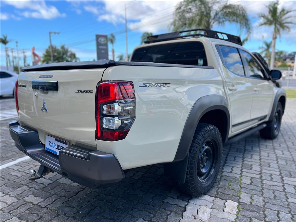 L200 TRITON 2.4 16V TURBO DIESEL SPORT SAVANA CD 4P 4X4 AUTOMÁTICO5