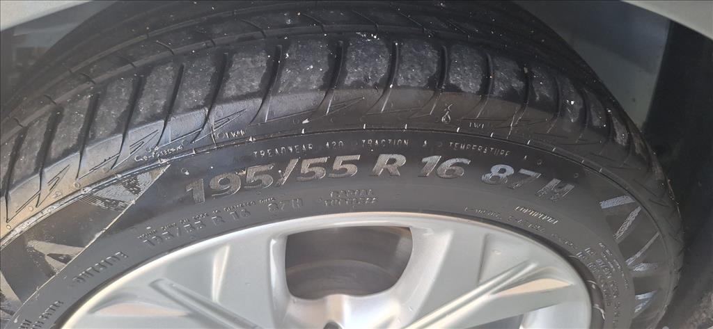 ONIX 1.0 TURBO FLEX LTZ AUTOMÁTICO4