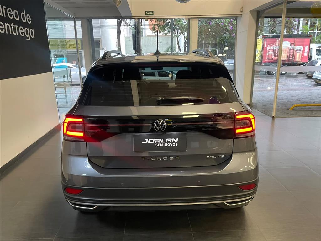 T-CROSS 1.0 200 TSI TOTAL FLEX AUTOMÁTICO4