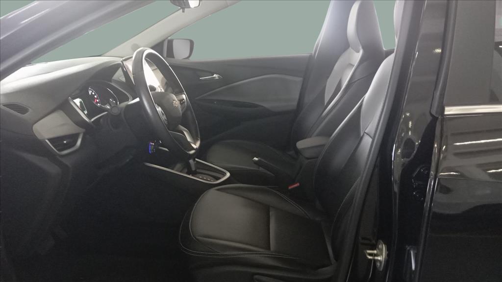 ONIX PLUS 1.0 TURBO FLEX PREMIER AUTOMÁTICO8