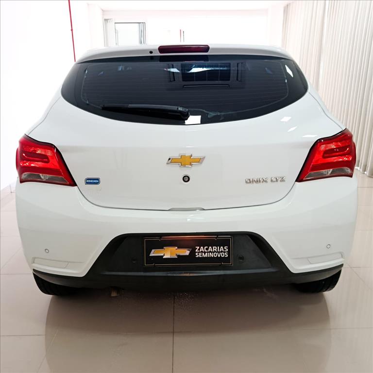 ONIX 1.4 MPFI LTZ 8V FLEX 4P AUTOMÁTICO3