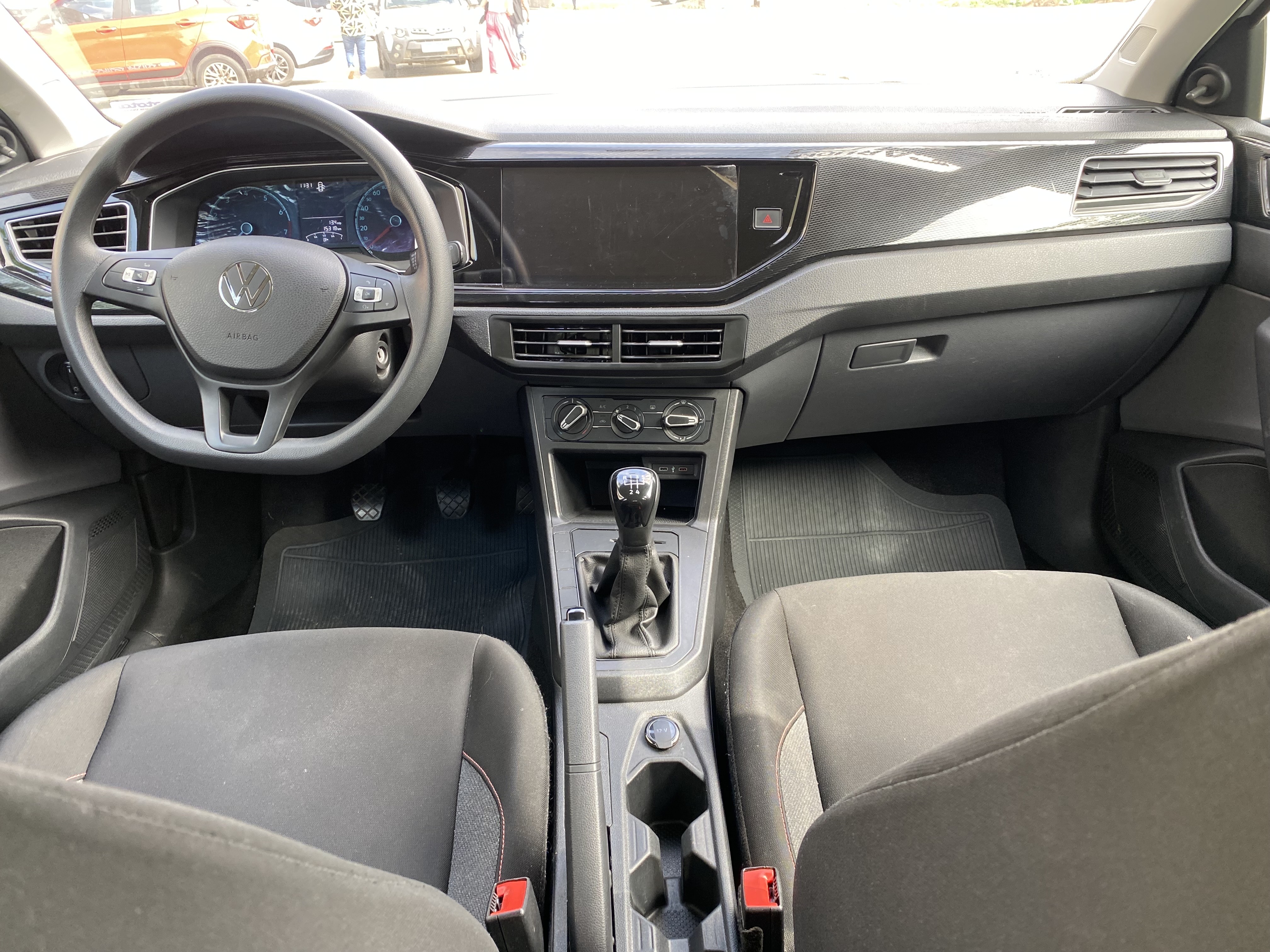 POLO 1.0 MPI TRACK MANUAL15