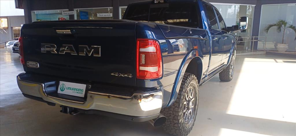 3500 6.7 I6 TURBO DIESEL LARAMIE CD 4X4 AUTOMÁTICO4