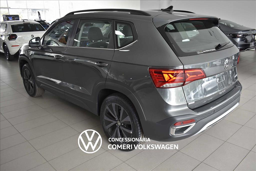 TAOS 1.4 250 TSI TOTAL FLEX COMFORTLINE AUTOMÁTICO