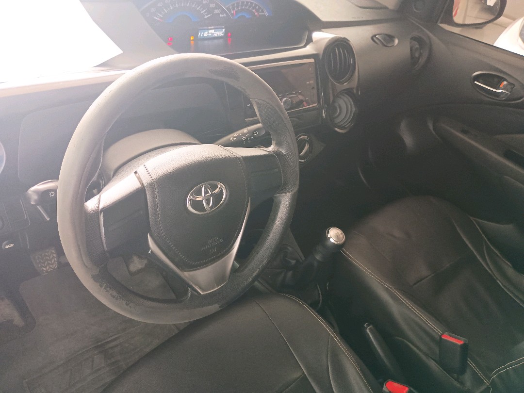 ETIOS 1.3 X 16V FLEX 4P MANUAL6