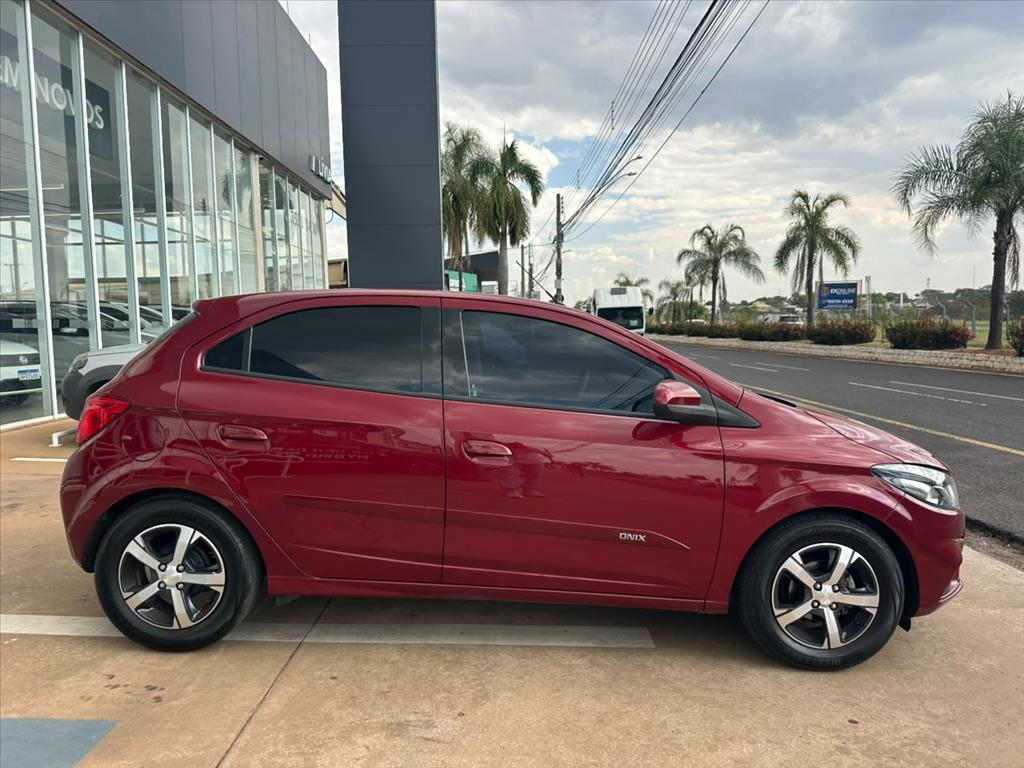 ONIX 1.4 MPFI LTZ 8V FLEX 4P AUTOMÁTICO6