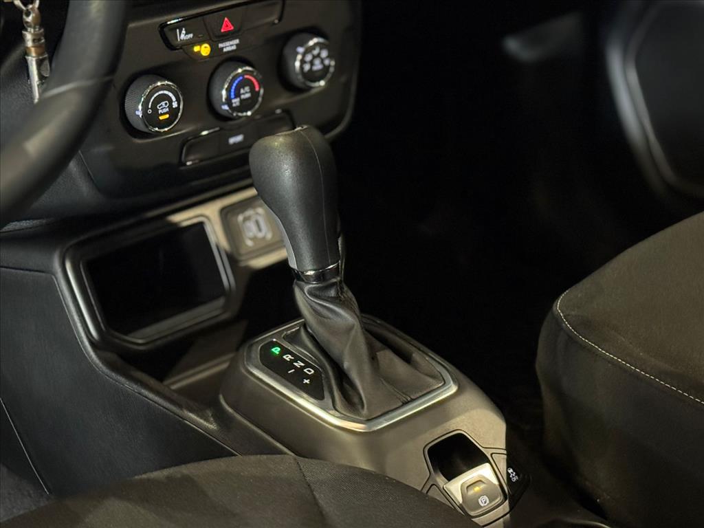 RENEGADE 1.3 T270 TURBO FLEX AT68