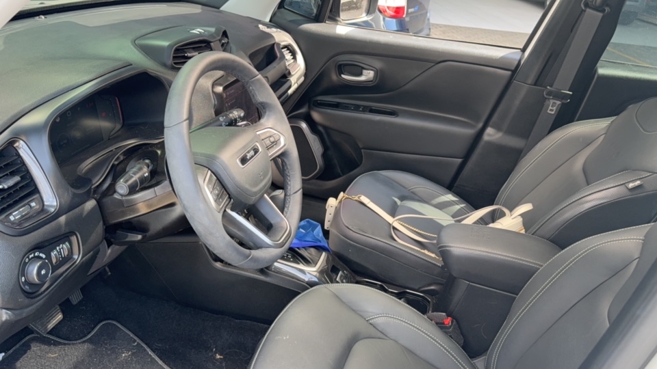 Jeep-RENEGADE-1.3 T270 TURBO FLEX SAHARA AT6