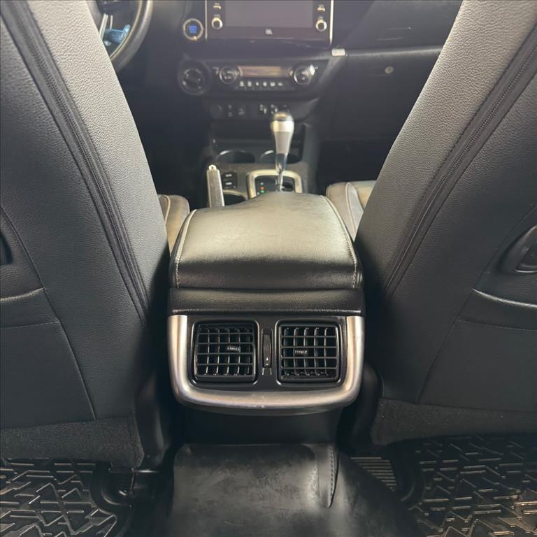 HILUX 2.8 D-4D TURBO DIESEL CD SRX 4X4 AUTOMÁTICO13