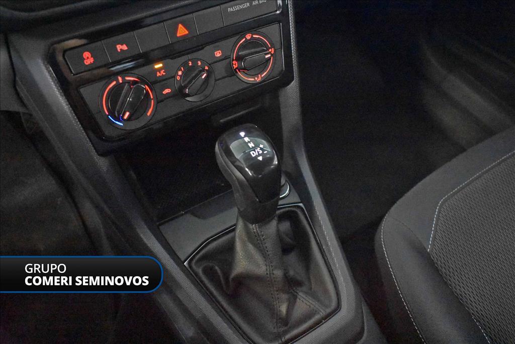 T-CROSS 1.0 200 TSI TOTAL FLEX SENSE AUTOMÁTICO11