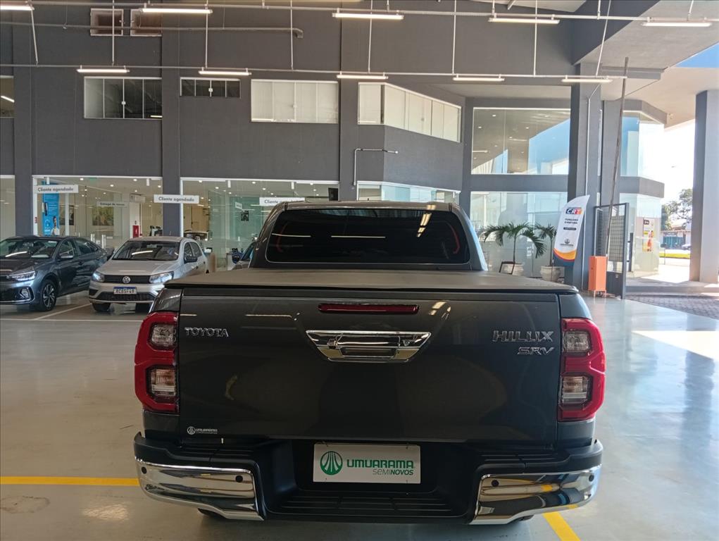 HILUX 2.8 D-4D TURBO DIESEL CD SRV 4X4 AUTOMÁTICO4