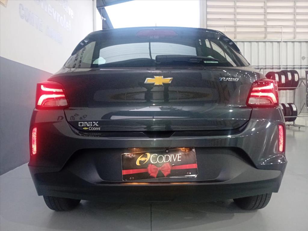 ONIX 1.0 TURBO FLEX AUTOMÁTICO