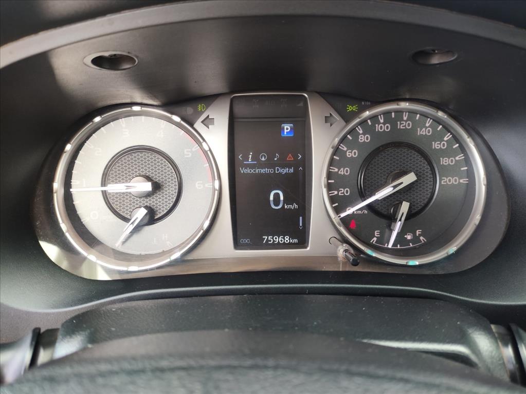 HILUX 2.8 D-4D TURBO DIESEL CD SR 4X4 AUTOMÁTICO9