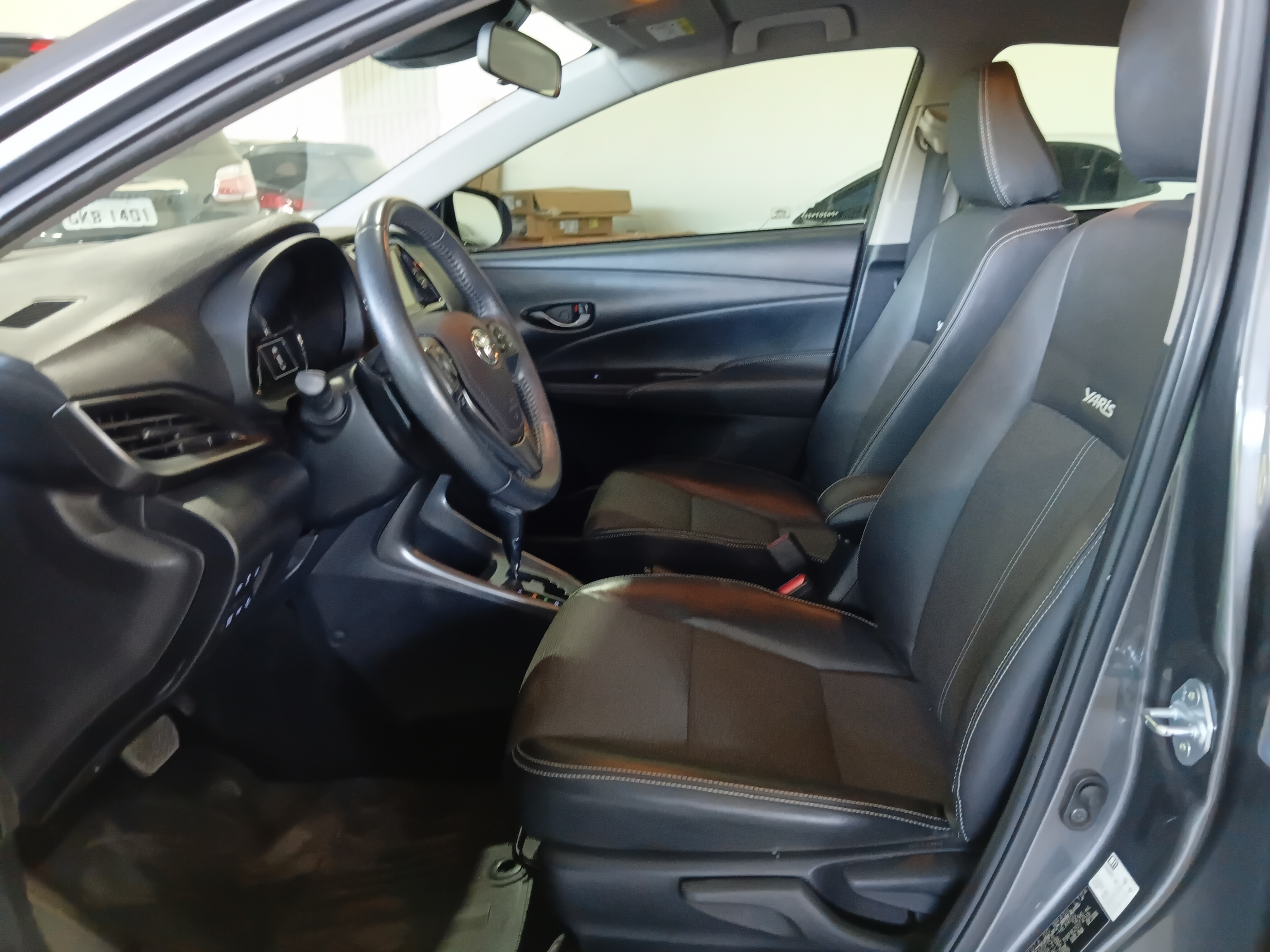 Toyota-YARIS-1.5 16V FLEX SEDAN XS CONNECT MULTIDRIVE