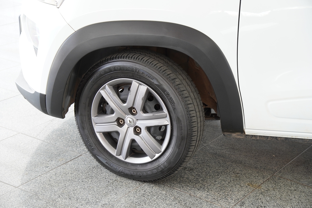 KWID 1.0 12V SCE FLEX ZEN MANUAL4