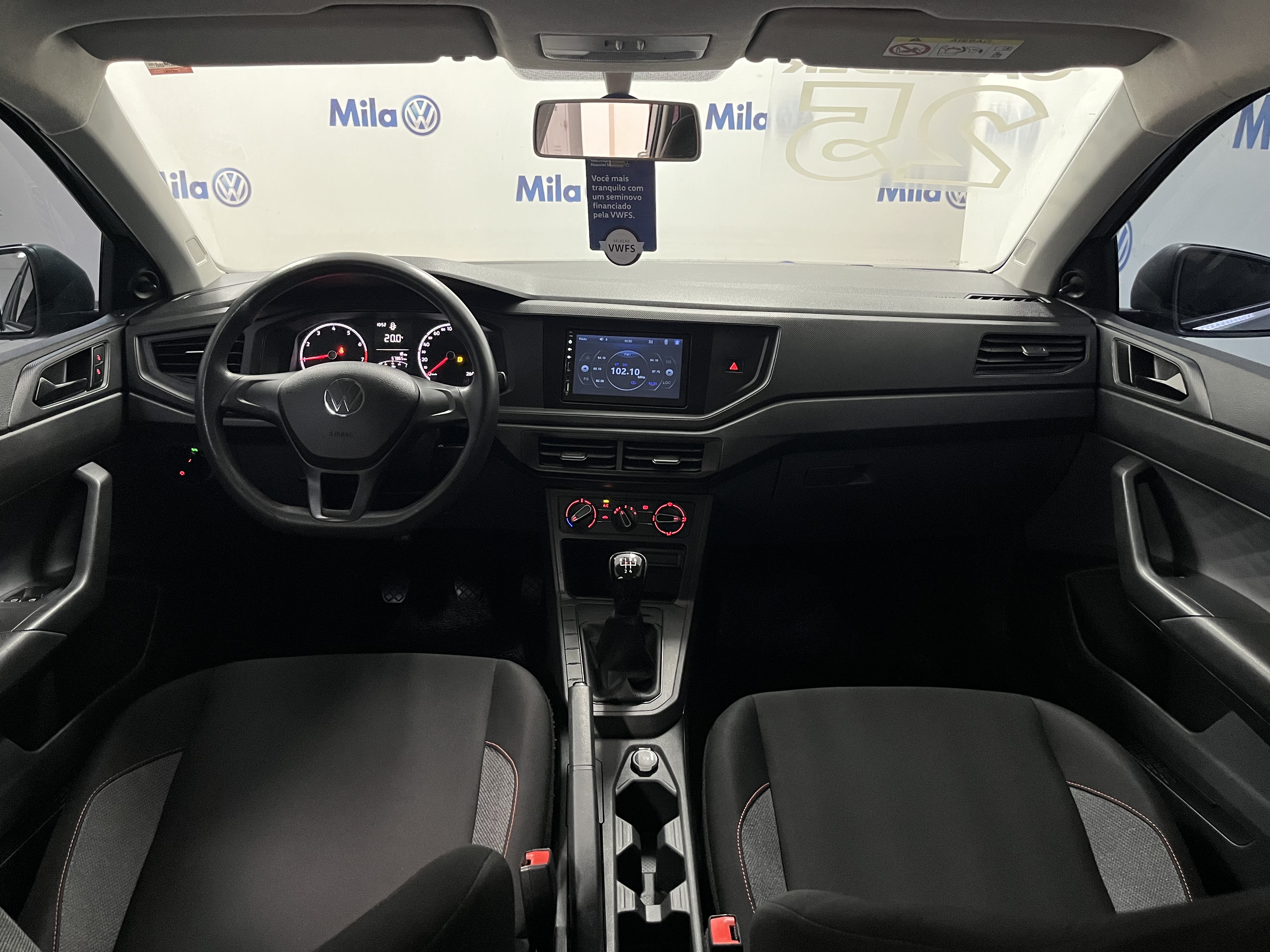 POLO 1.0 MPI TRACK MANUAL9