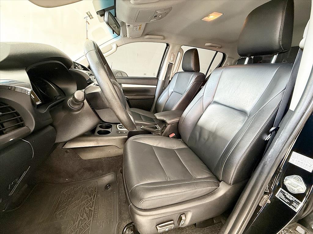 Toyota Hilux - 2.7 SRV 4X2 CD 16V FLEX 4P AUTOMÁTICO