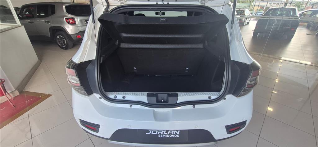 SANDERO 1.6 16V SCE FLEX ZEN MANUAL9