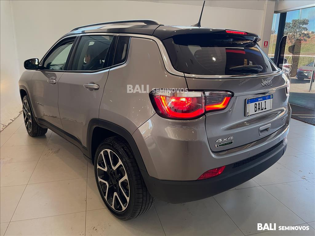 COMPASS 2.0 16V DIESEL LIMITED 4X4 AUTOMÁTICO5