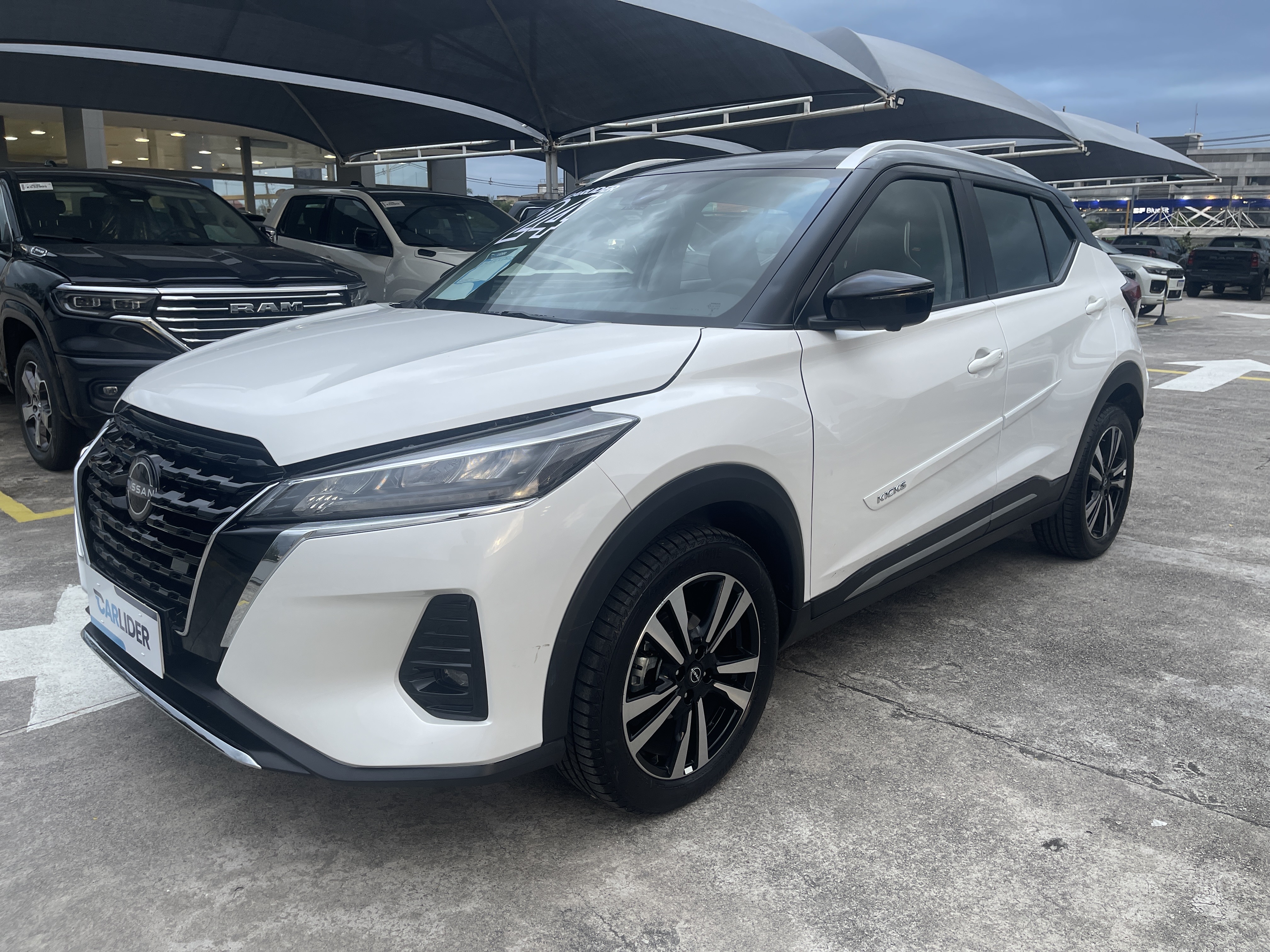 KICKS 1.6 16V FLEXSTART EXCLUSIVE XTRONIC2