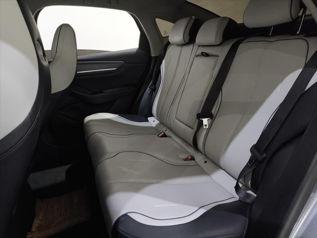 KING 1.5 DM-I PHEV GS AUTOMÁTICO12