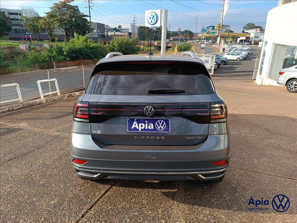 T-CROSS 1.4 250 TSI TOTAL FLEX HIGHLINE AUTOMÁTICO4