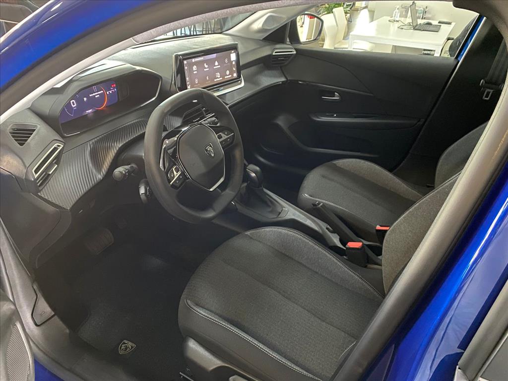 208 1.0 TURBO 200 FLEX ALLURE CVT 208 1.0 TURBO 200 FLEX ALLURE CVT