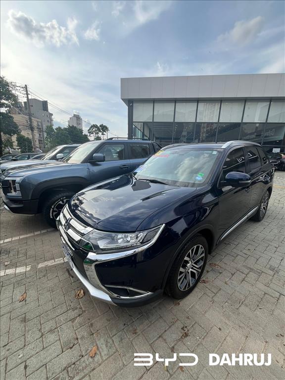OUTLANDER 2.0 COMFORT 16V GASOLINA 4P AUTOMÁTICO