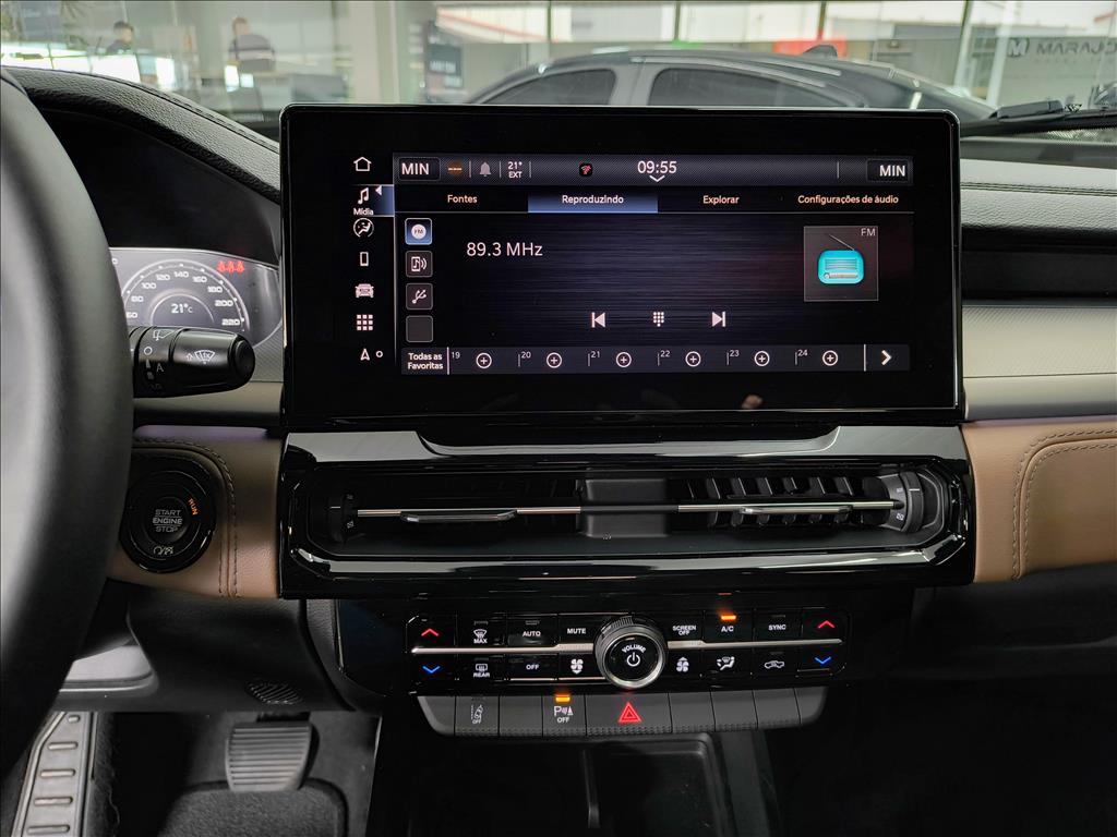 RAMPAGE 2.0 TURBO DIESEL LARAMIE 4X4 AUTOMÁTICO9