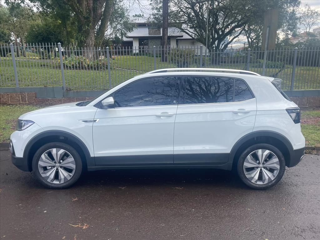 Volkswagen-T-CROSS-1.4 250 TSI TOTAL FLEX HIGHLINE AUTOMÁTICO