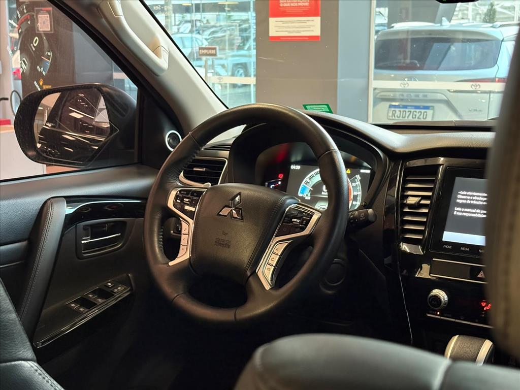 PAJERO SPORT 2.4 16V MIVEC TURBO DIESEL LEGEND AWD AUTOMÁTICO12