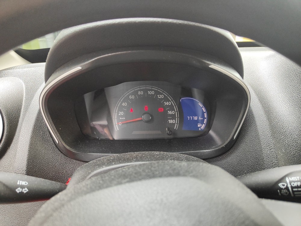 KWID 1.0 12V SCE FLEX ZEN MANUAL4