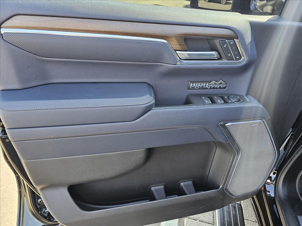SILVERADO 5.3 V8 GASOLINA 1500 HIGH COUNTRY 4X4 AUTOMÁTICO