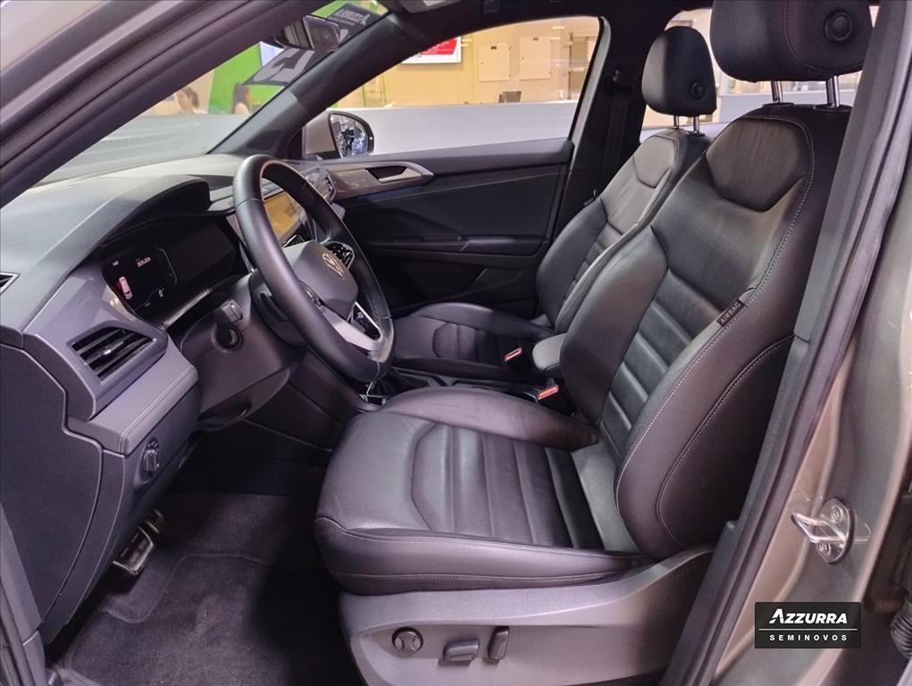 TAOS 1.4 250 TSI TOTAL FLEX COMFORTLINE AUTOMÁTICO13