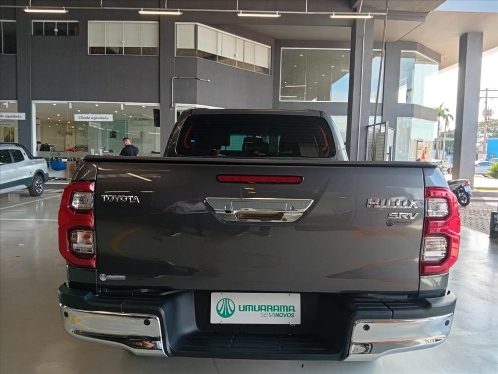 HILUX 2.8 D-4D TURBO DIESEL CD SRV 4X4 AUTOMÁTICO7