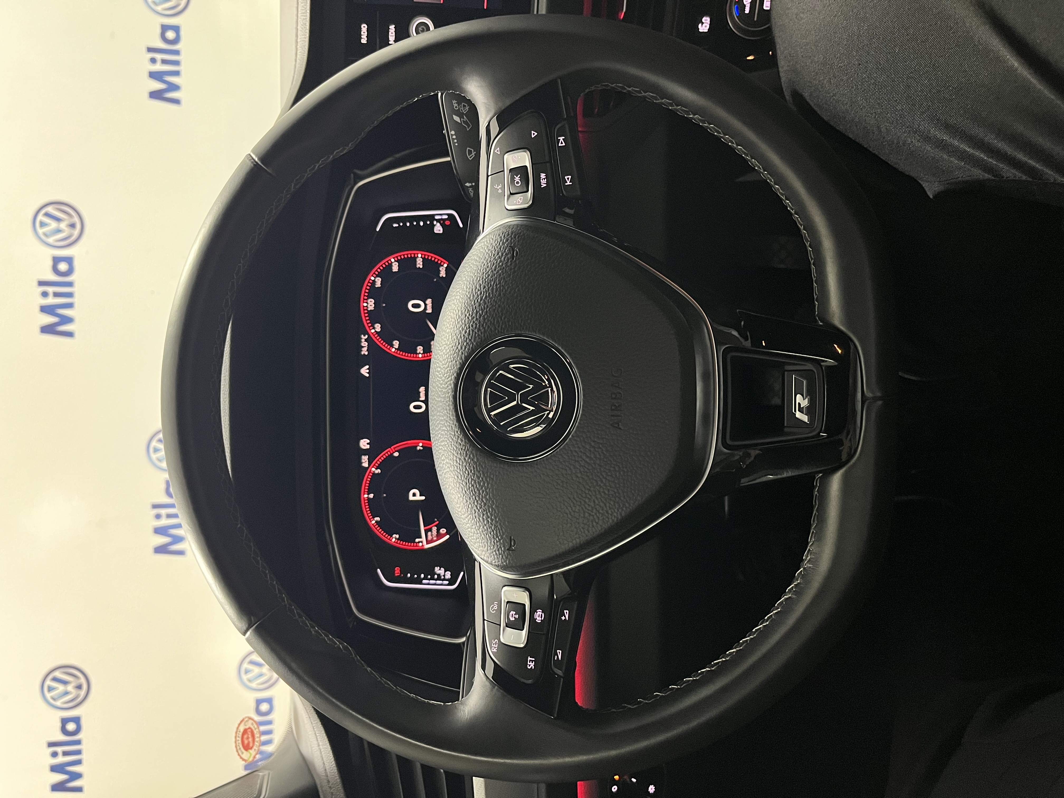 JETTA 1.4 250 TSI TOTAL FLEX R-LINE TIPTRONIC8