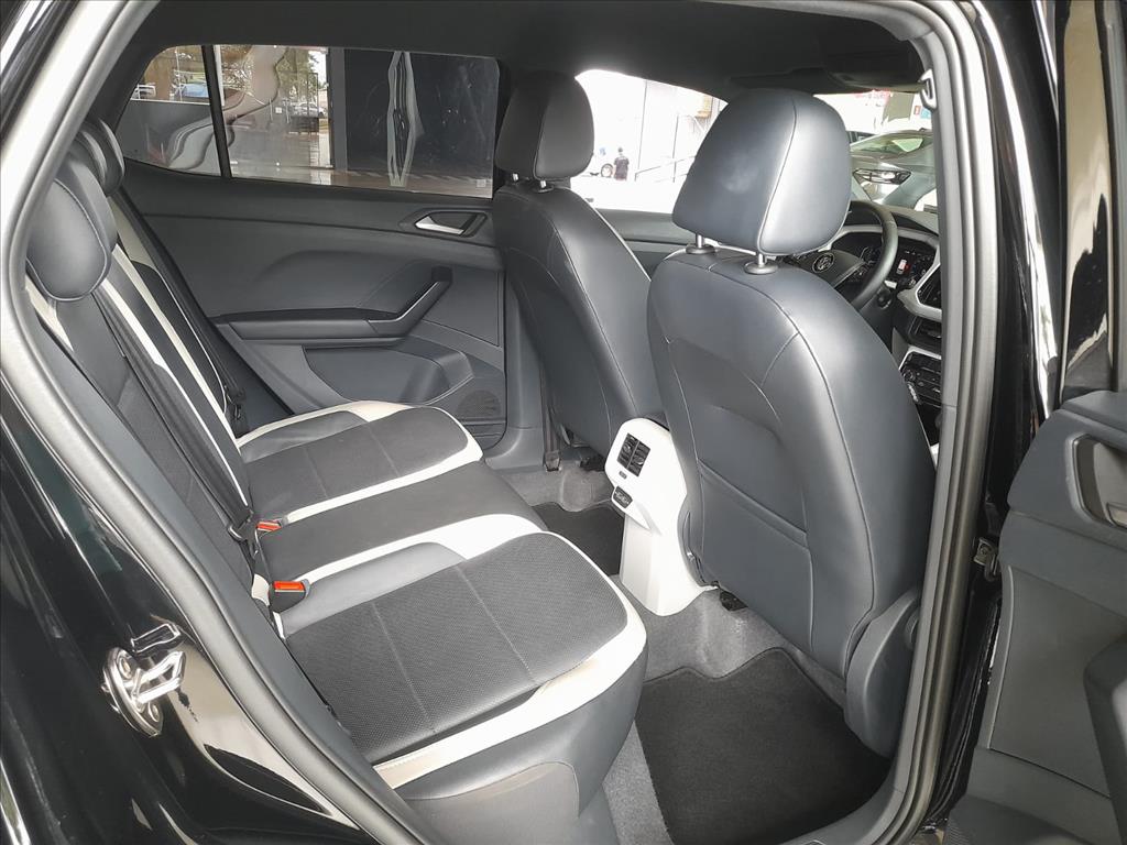 T-CROSS 1.4 250 TSI TOTAL FLEX HIGHLINE AUTOMÁTICO11