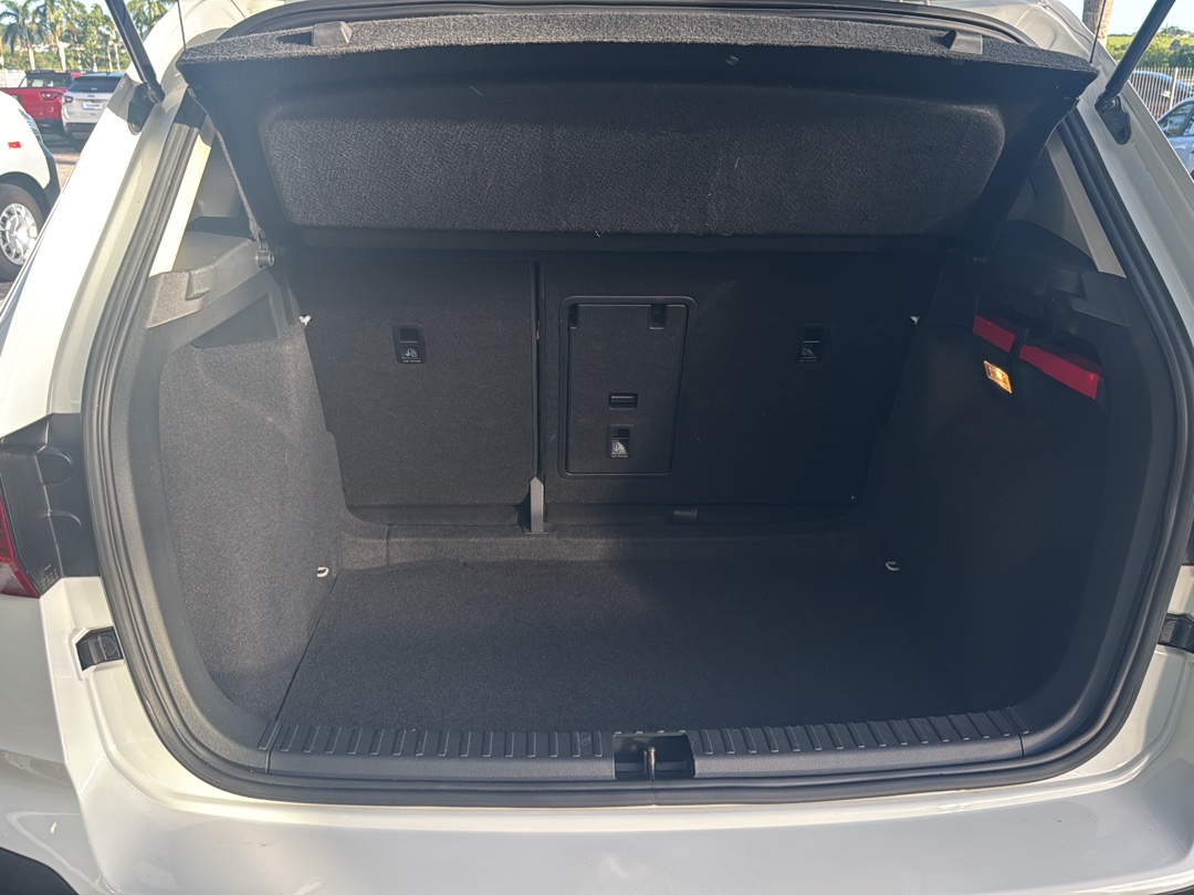 TAOS 1.4 250 TSI TOTAL FLEX COMFORTLINE AUTOMÁTICO5