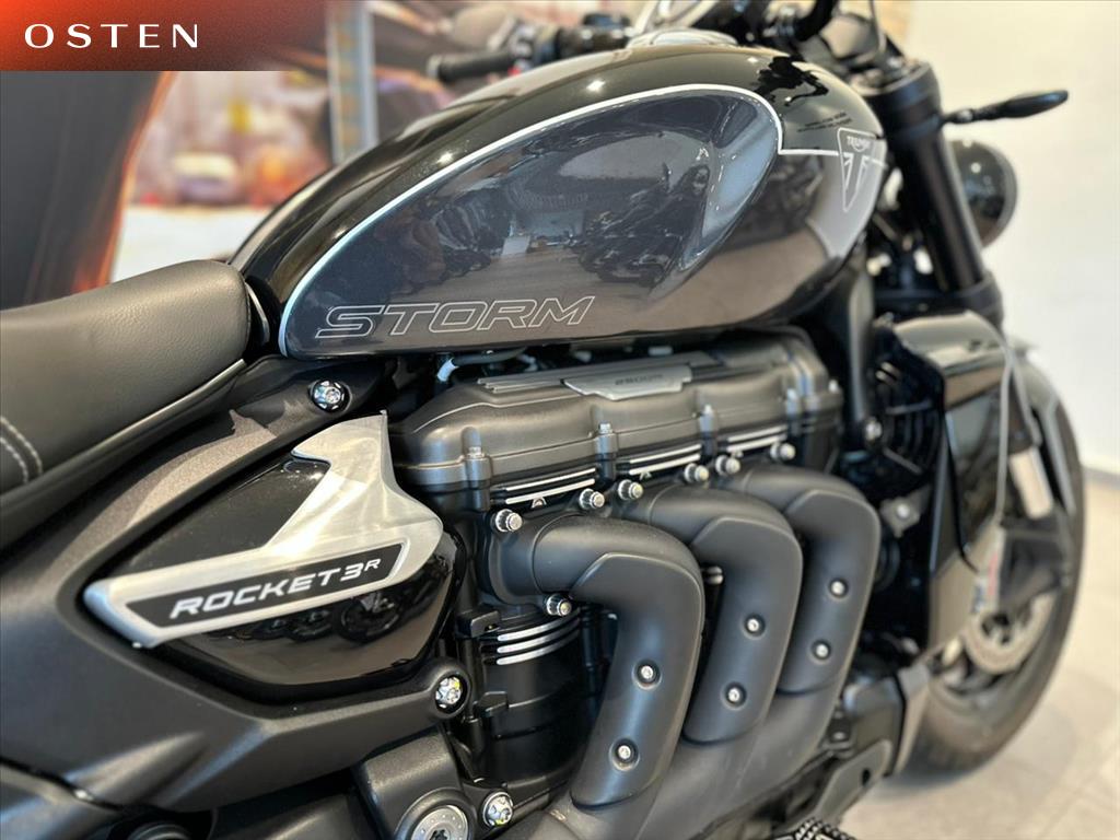 TRIUMPH-ROCKET-III R