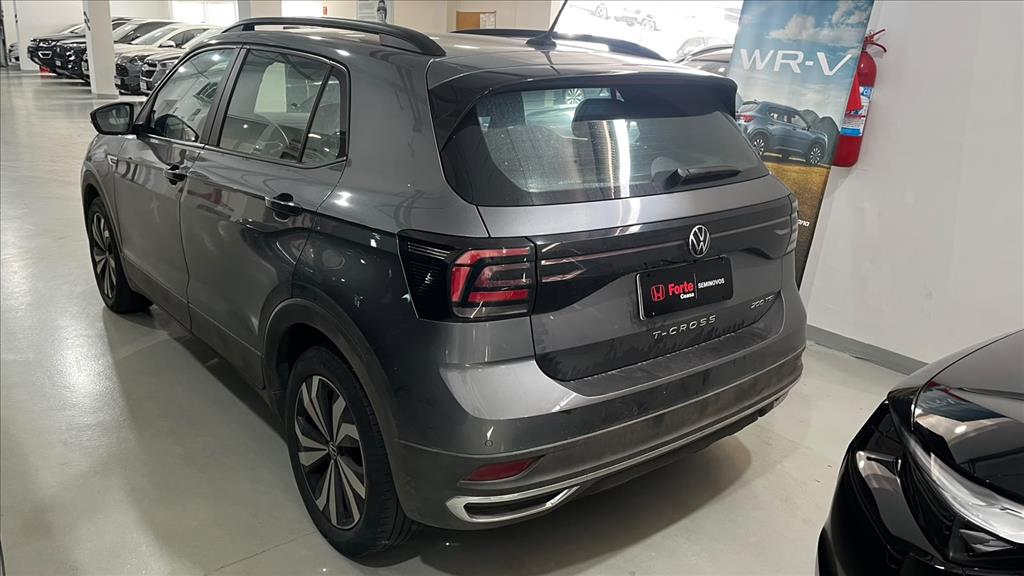 T-CROSS 1.0 200 TSI TOTAL FLEX COMFORTLINE AUTOMÁTICO4