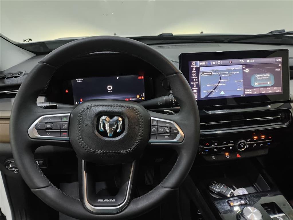 RAMPAGE 2.0 TURBO DIESEL LARAMIE 4X4 AUTOMÁTICO8