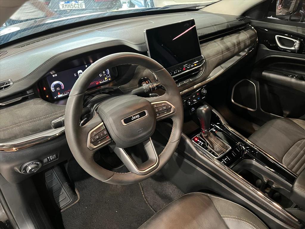 COMMANDER 1.3 T270 TURBO FLEX LIMITED AT69