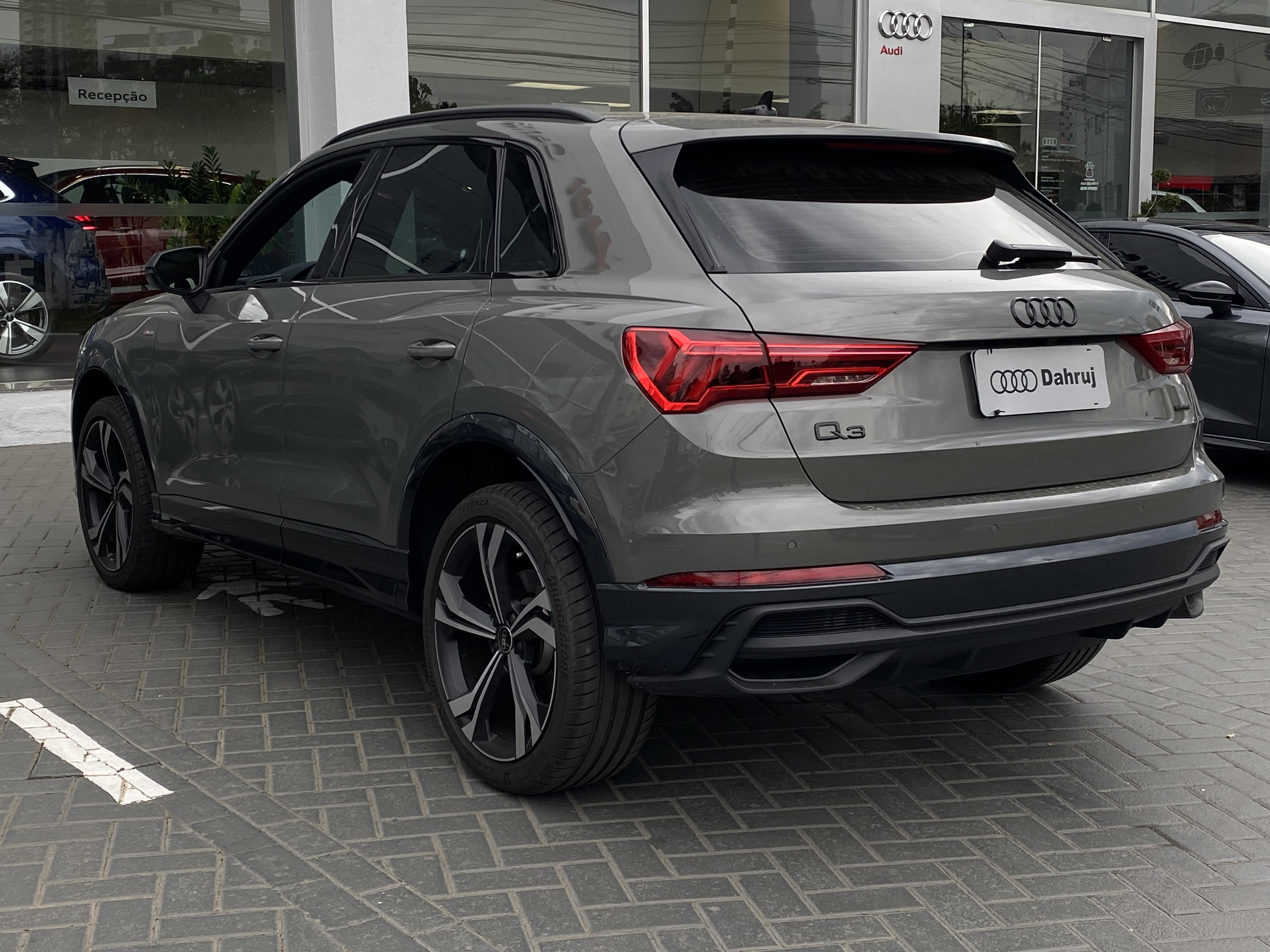 Q3 2.0 40 TFSI GASOLINA PERFORMANCE BLACK QUATTRO TIPTRONIC9
