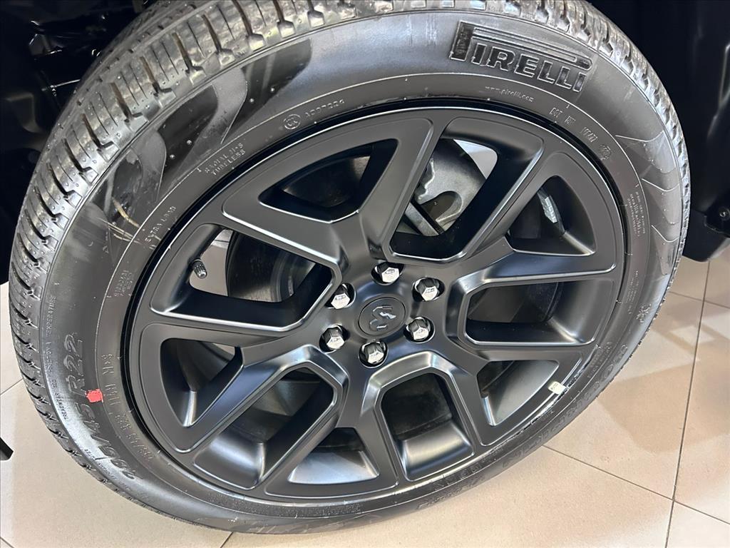 1500 3.0 HURRICANE 6 BITURBO GASOLINA LARAMIE NIGHT EDITION CD 4X4 AUTOMÁTICO 1500 3.0 HURRICANE 6 BITURBO GASOLINA LARAMIE NIGHT EDITION CD 4X4 AUTOMÁTICO
