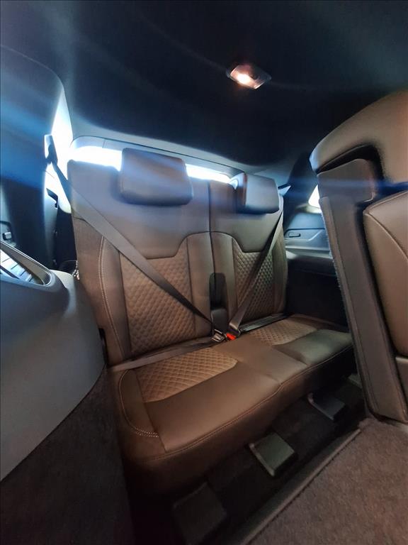 COMMANDER 2.2 TURBO DIESEL OVERLAND AT98