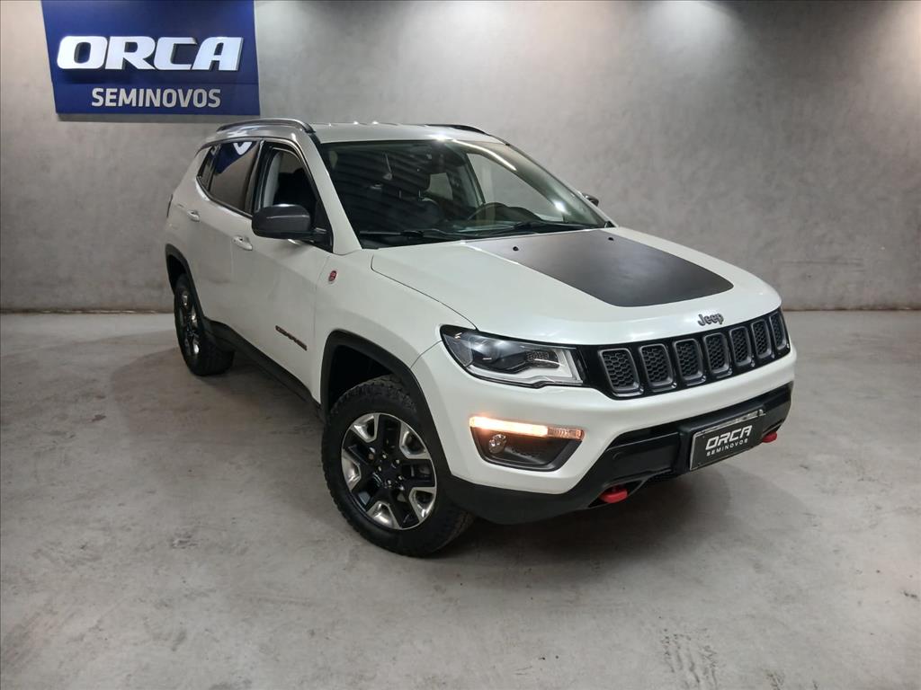 COMPASS 2.0 16V DIESEL TRAILHAWK 4X4 AUTOMÁTICO