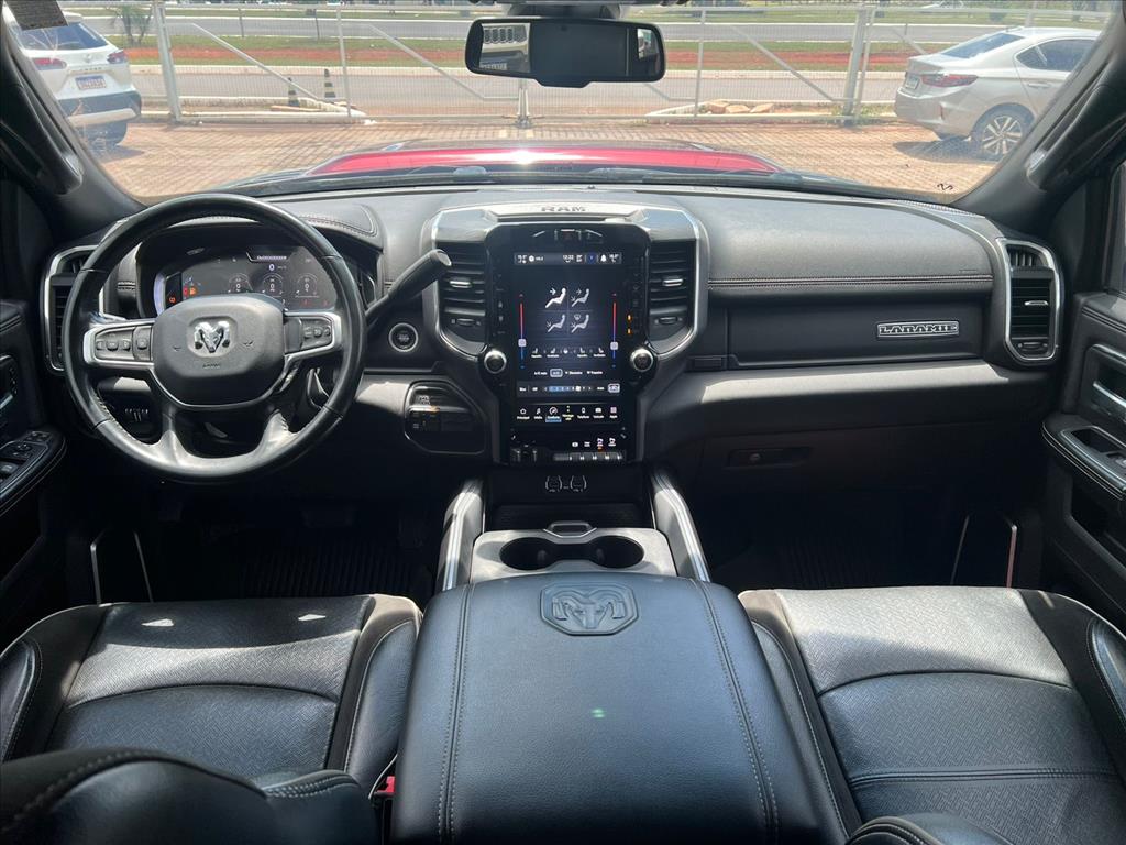 2500 6.7 I6 TURBO DIESEL LARAMIE CD 4X4 AUTOMÁTICO12