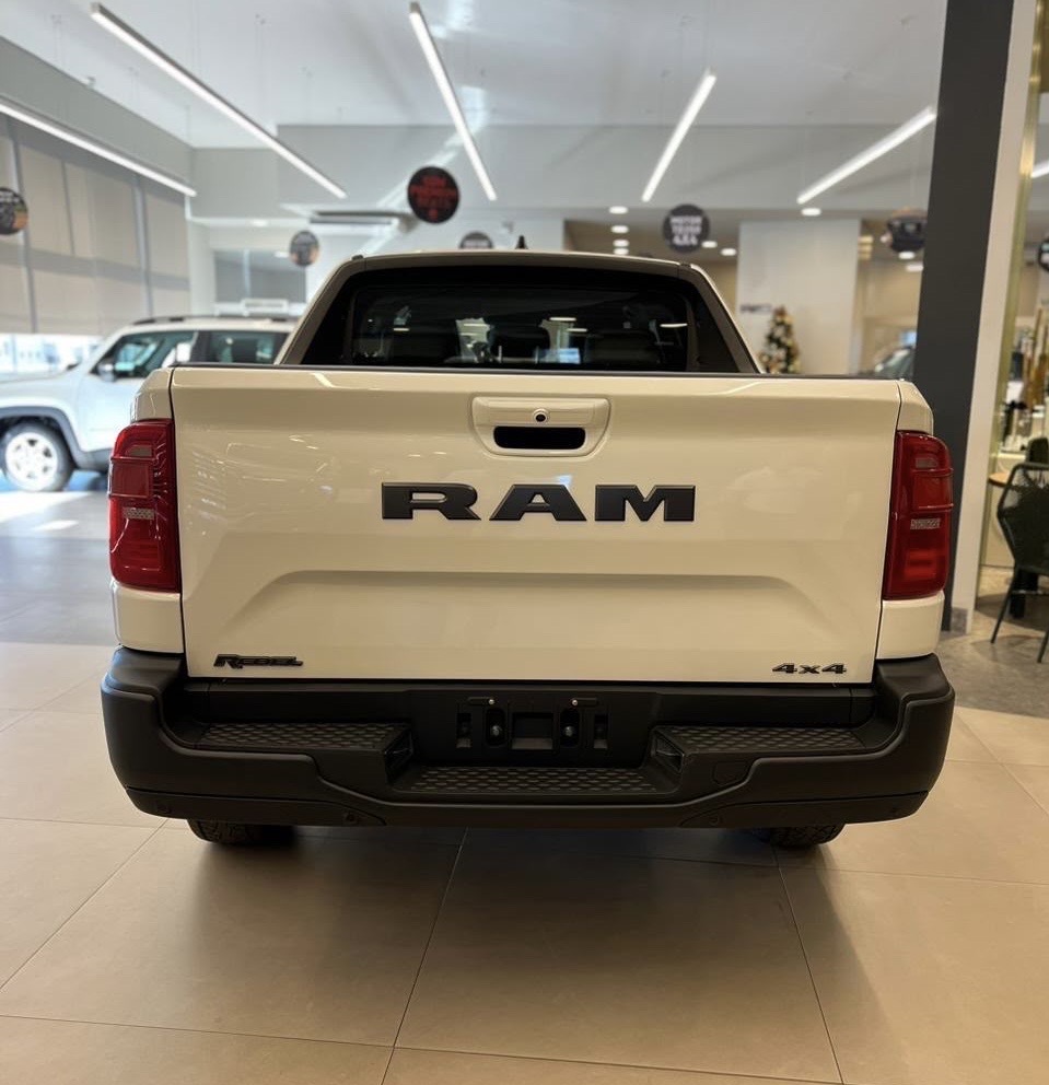 RAMPAGE 2.2 TURBO DIESEL REBEL 4X4 AUTOMÁTICO14